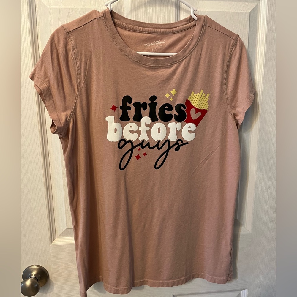 Universal Thread Girls Large Dust Pink “FRIES BEFORE GUYS” Graphic Tee